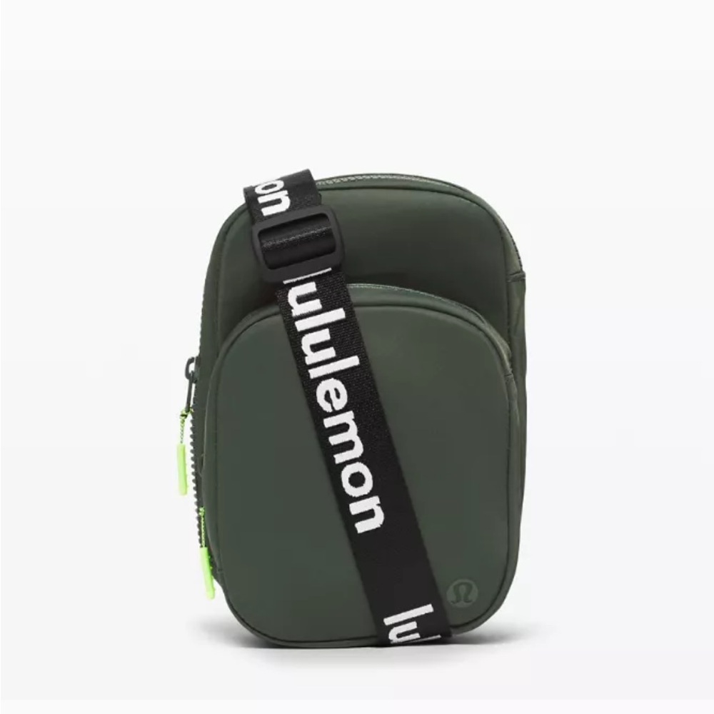 Lululemon The Rest is Written Crossbody Bag Forest Green